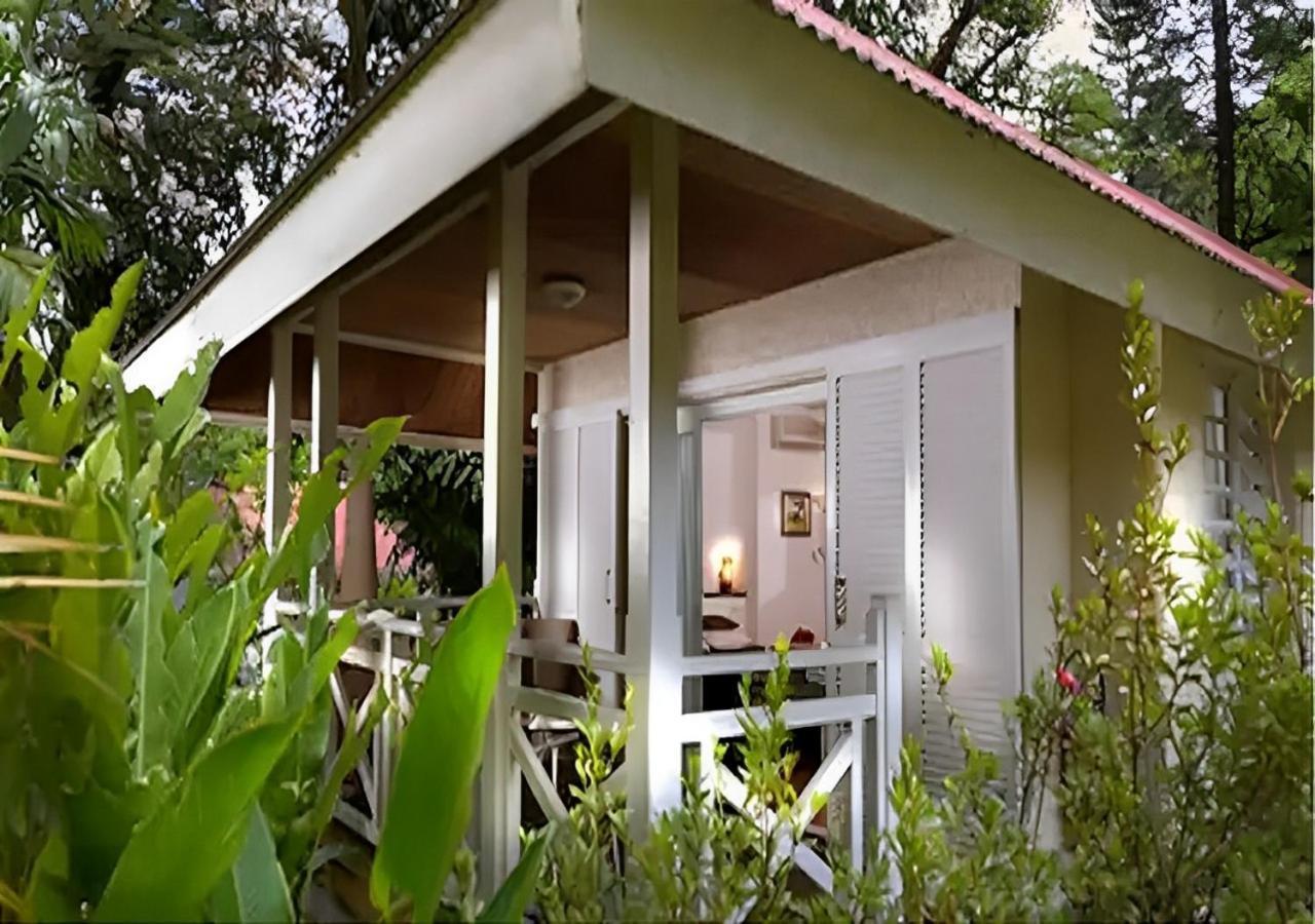 Evasion Bungalow Tropical Spa Sarraméa エクステリア 写真