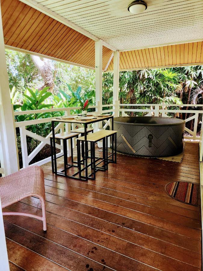 Evasion Bungalow Tropical Spa Sarraméa エクステリア 写真